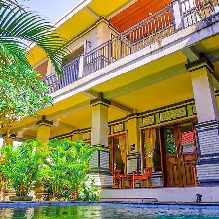 Adi Homestay Canggu Exteriör bild