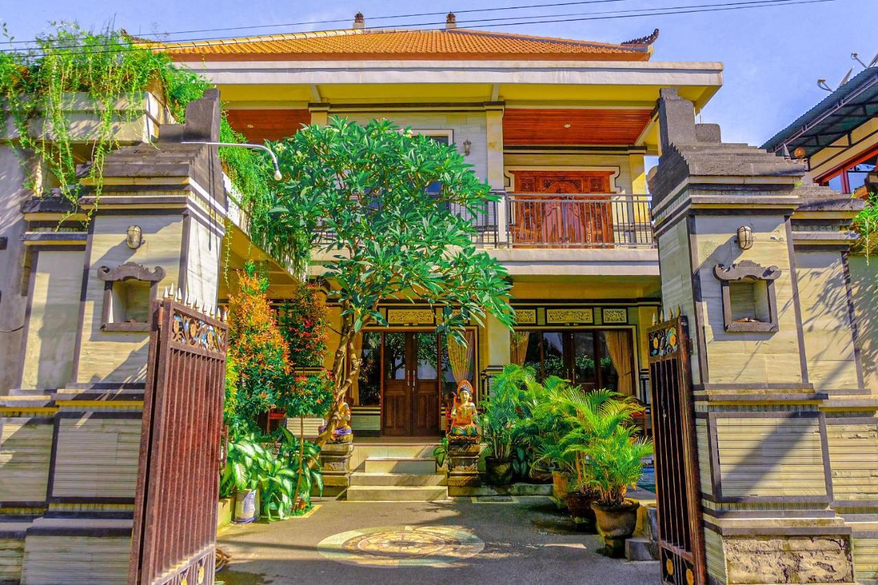 Adi Homestay Canggu Exteriör bild