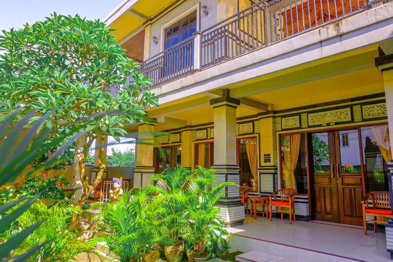 Adi Homestay Canggu Exteriör bild