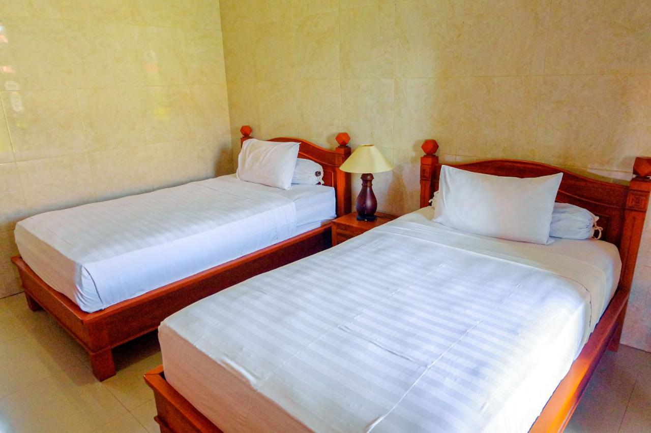 Adi Homestay Canggu Exteriör bild