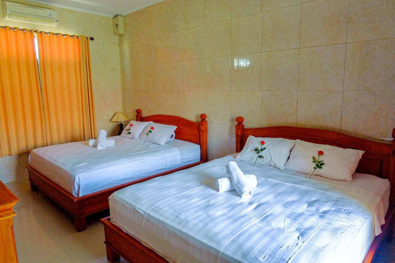 Adi Homestay Canggu Exteriör bild